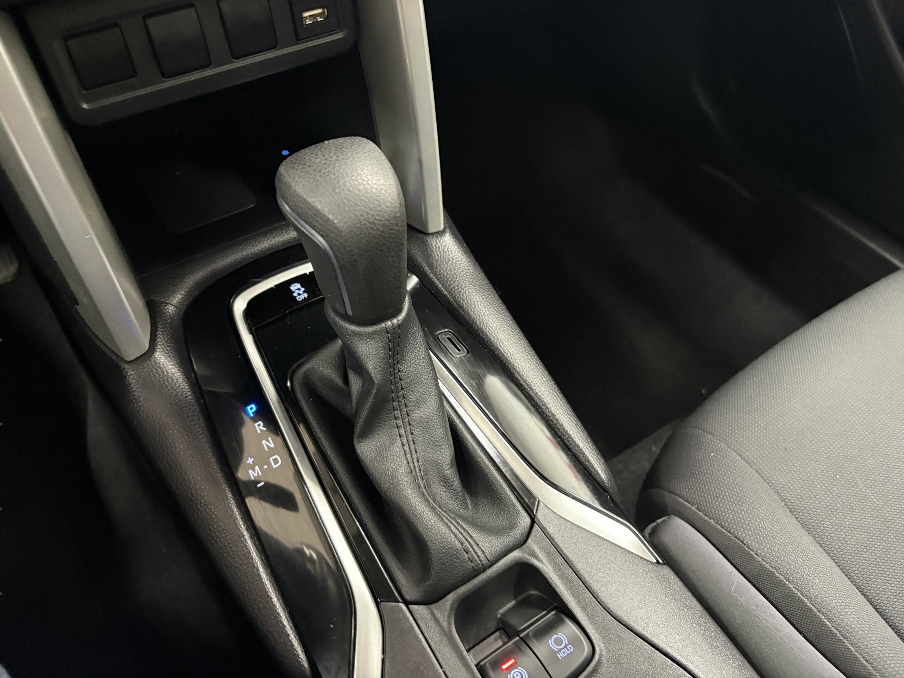 Used 2022 Toyota Corolla Cross LE w/ Moonroof Package FWD image 20