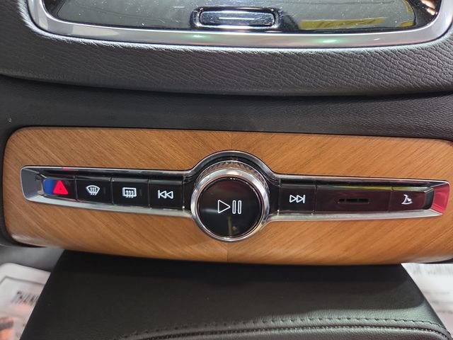 Used 2024 Volvo XC90 B6 Plus w/ Protection Package Premier AWD/4WD image 51