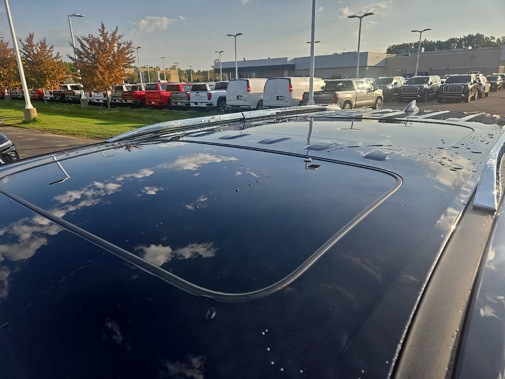 Certified 2018 Chevrolet Traverse High Country AWD/4WD image 9