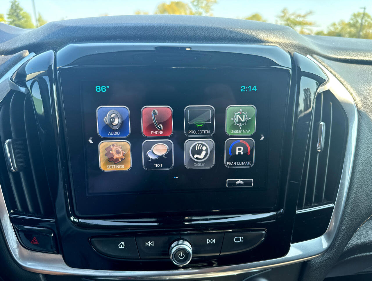 Used 2019 Chevrolet Traverse LT image 21