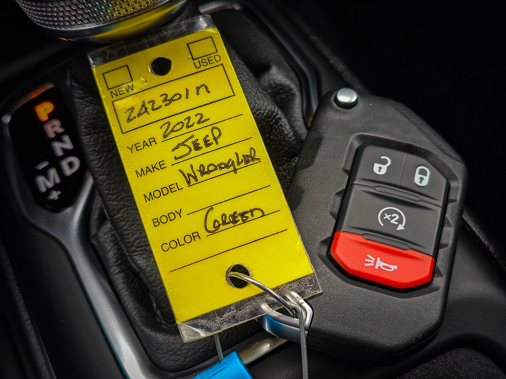 Used 2022 Jeep Wrangler Unlimited Sport AWD/4WD image 39