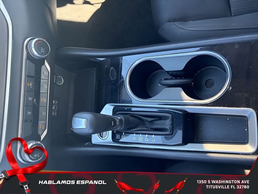 Used 2024 Nissan Altima 2.5 SV image 12