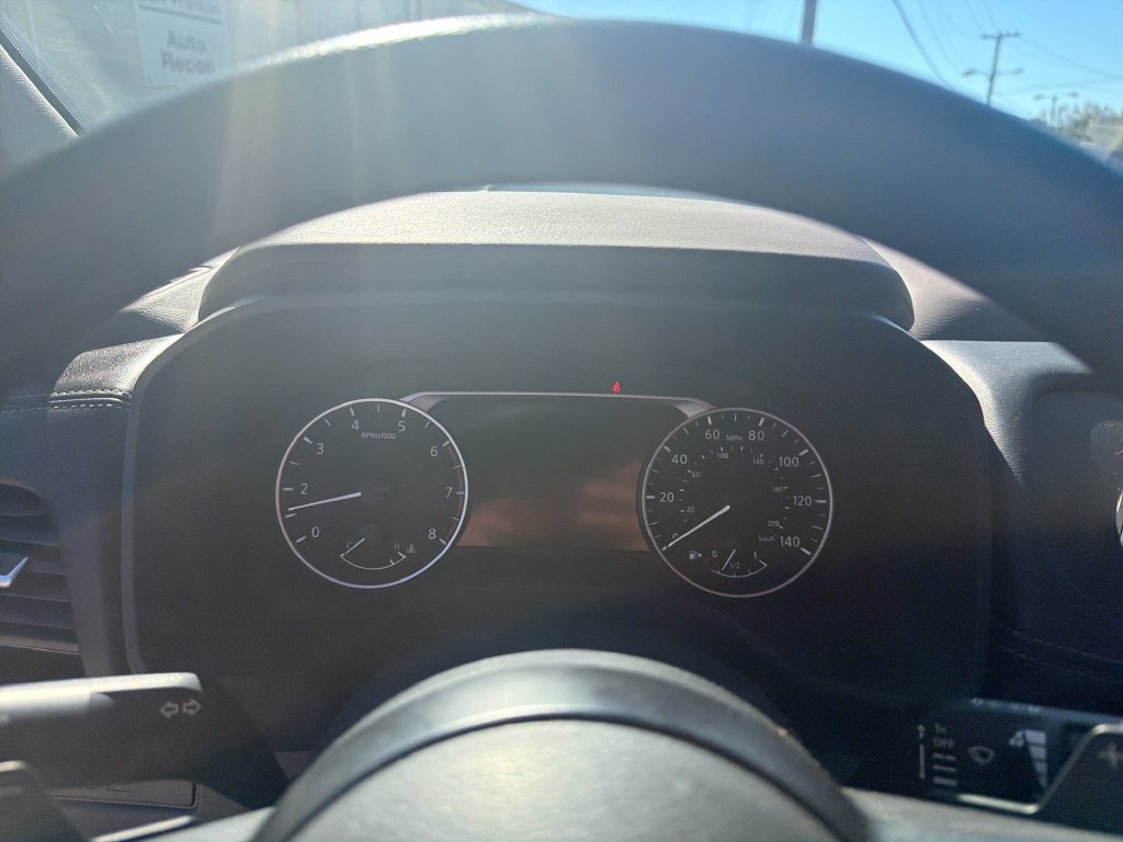 Used 2023 Nissan Rogue S FWD image 18