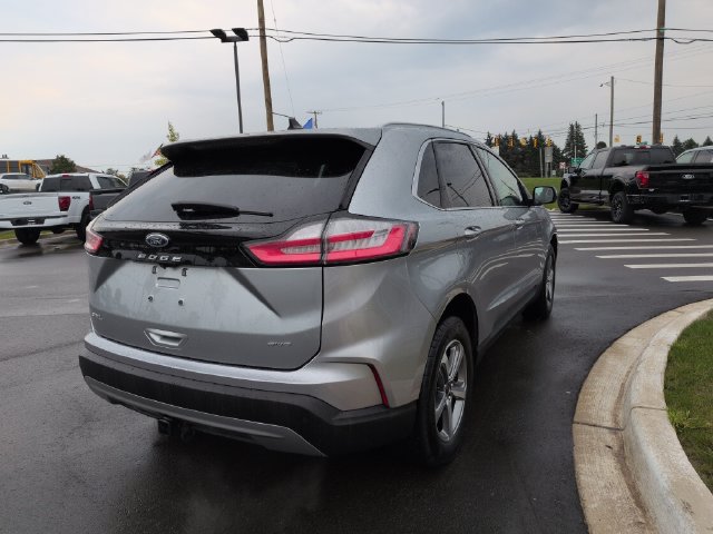 Certified 2024 Ford Edge SEL w/ Convenience Package AWD/4WD image 5