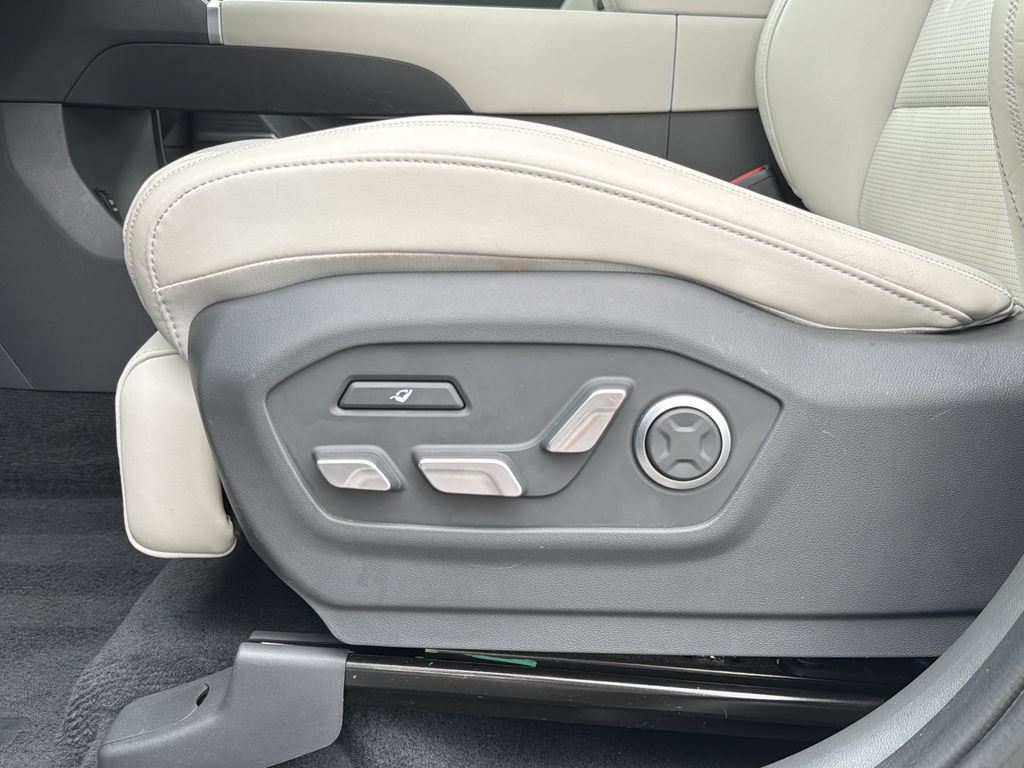 Used 2024 Hyundai Santa Fe Calligraphy AWD/4WD image 23