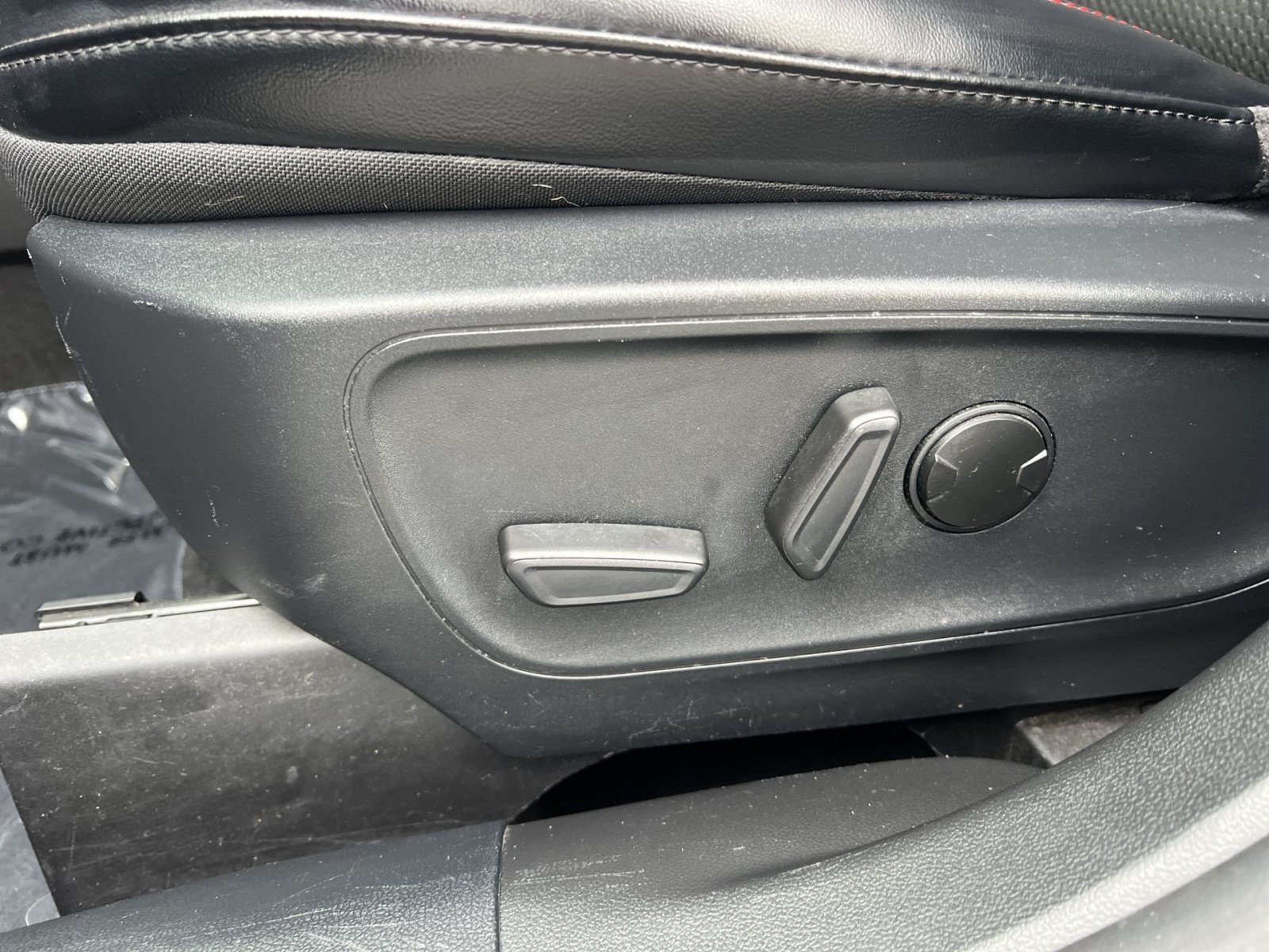 Used 2024 Ford Escape ST-Line AWD/4WD image 14