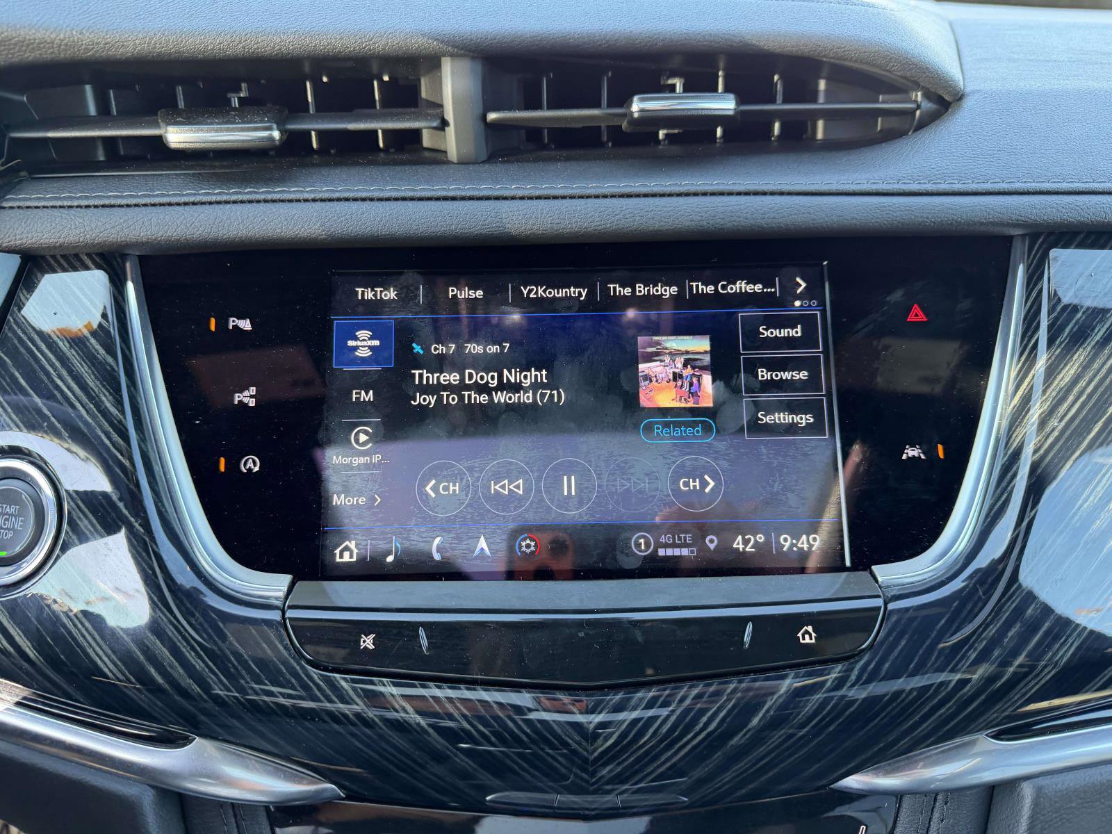 Certified 2024 Cadillac XT6 Premium Luxury w/ Technology Package AWD/4WD image 22