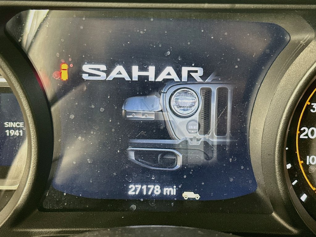 Certified 2025 Jeep Wrangler Unlimited Sahara AWD/4WD image 21