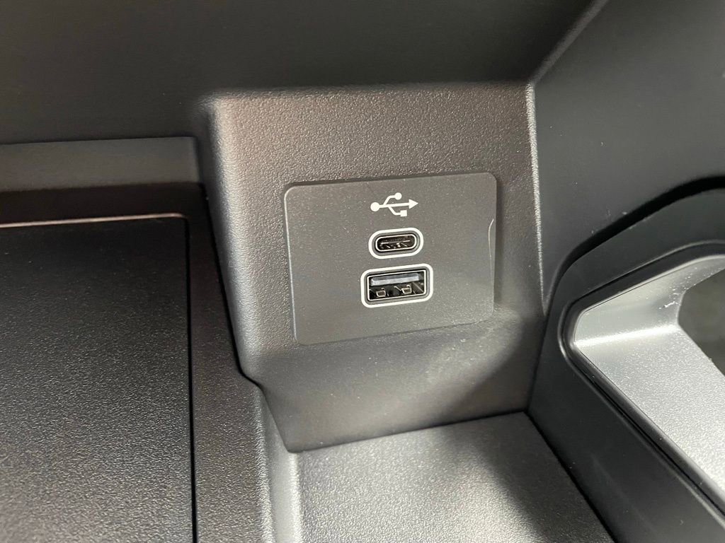 New 2025 Ford Ranger XLT w/ Black Appearance Package image 11