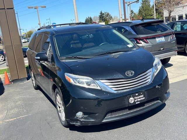 Used 2015 Toyota Sienna Limited image 5
