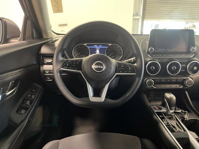 Used 2024 Nissan Sentra SV FWD image 22