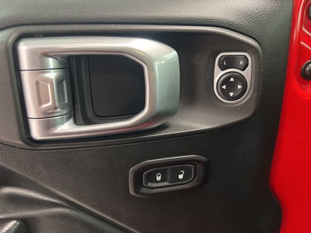 Used 2019 Jeep Wrangler Sport AWD/4WD image 16