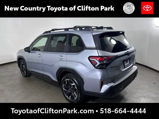 Used 2025 Subaru Forester Limited AWD/4WD image 5