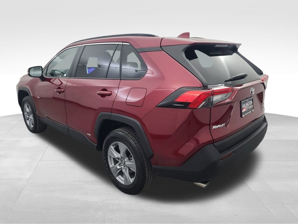 Used 2025 Toyota RAV4 XLE image 7