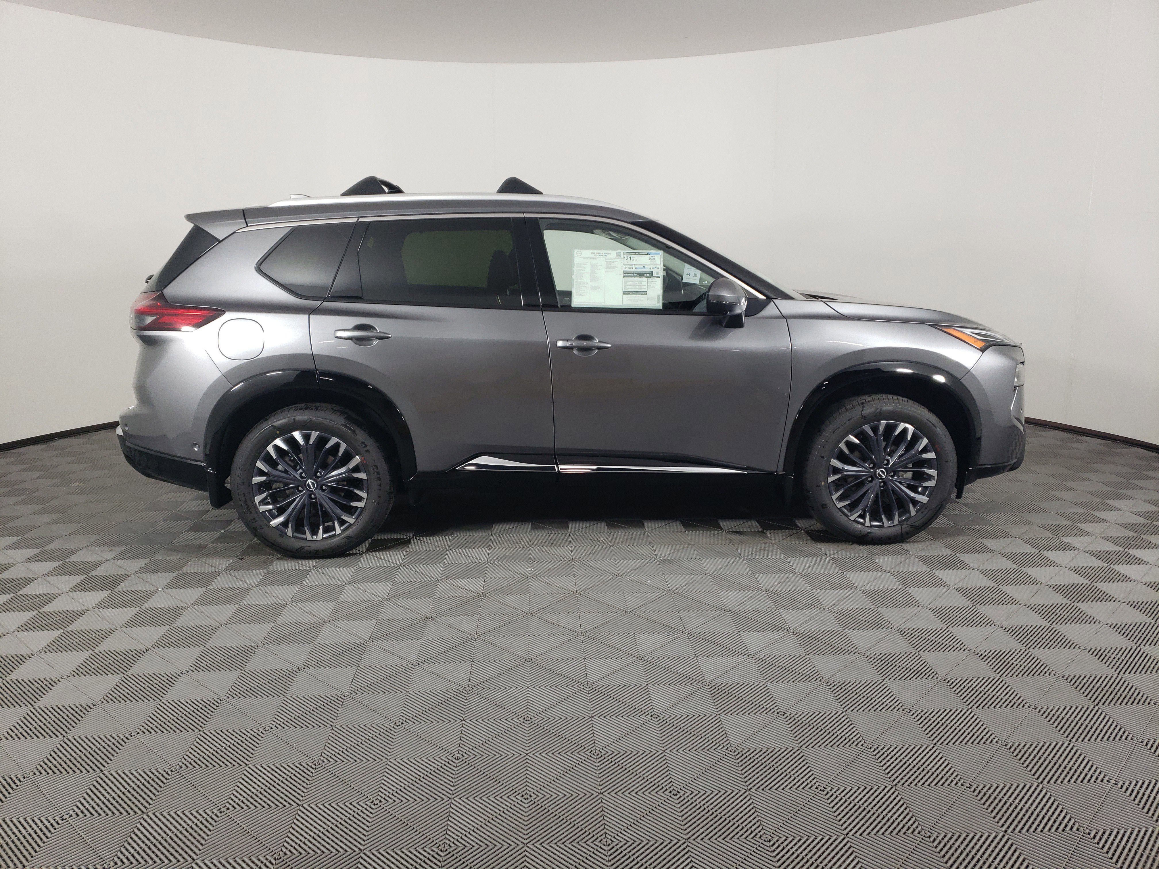 New 2026 Nissan Rogue Platinum image 5