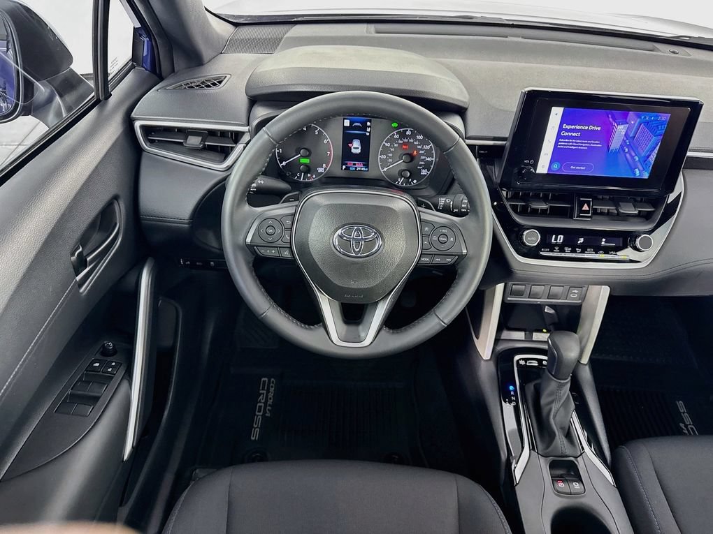 Used 2024 Toyota Corolla Cross AWD Hybrid image 27