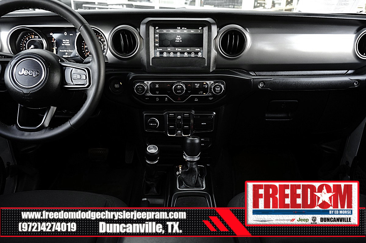 Used 2023 Jeep Gladiator Sport AWD/4WD image 18
