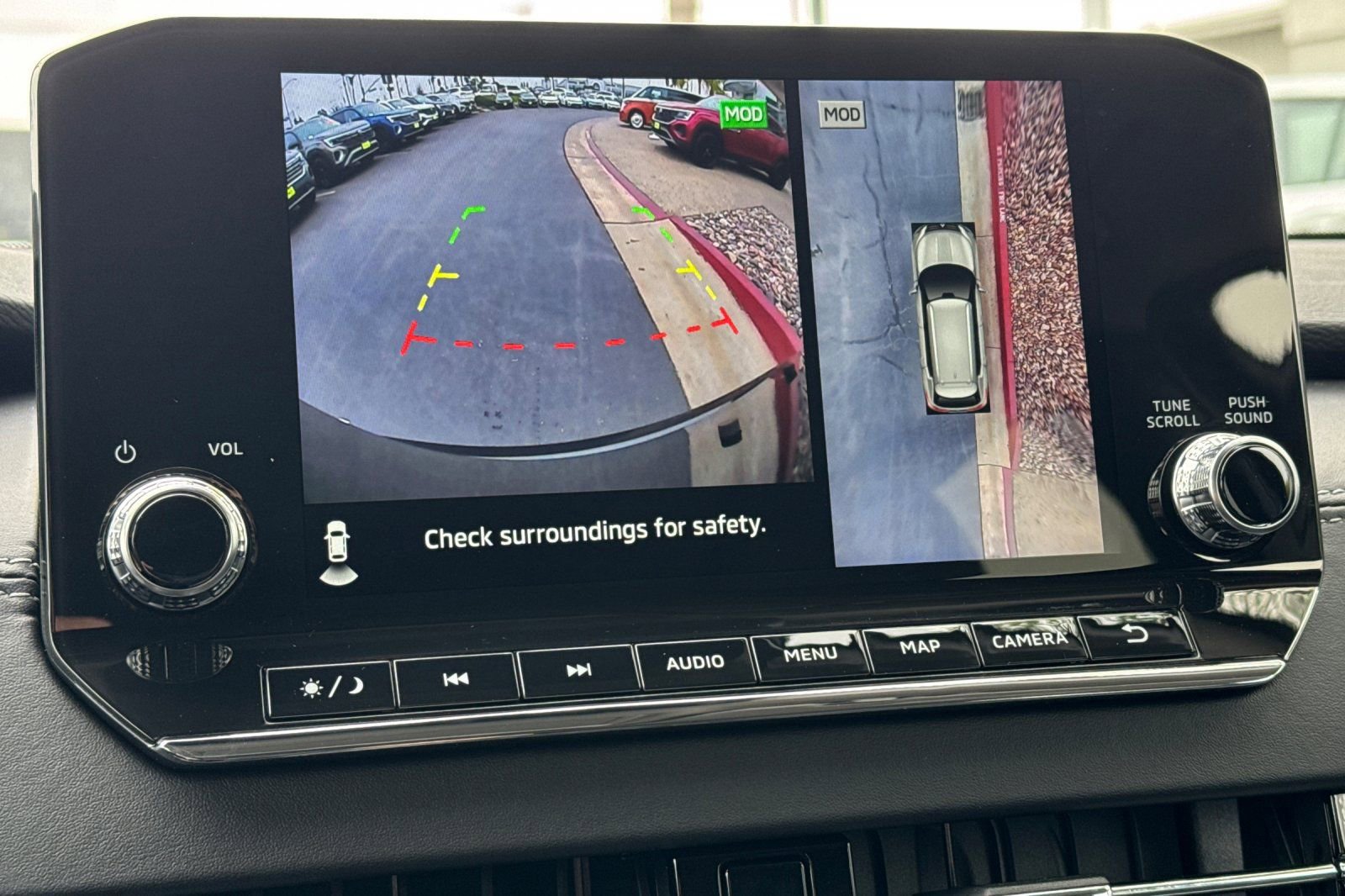 New 2025 Mitsubishi Outlander SE image 18