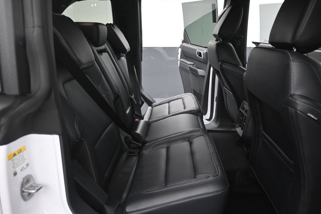 New 2026 Ford Bronco Outer Banks AWD/4WD image 14