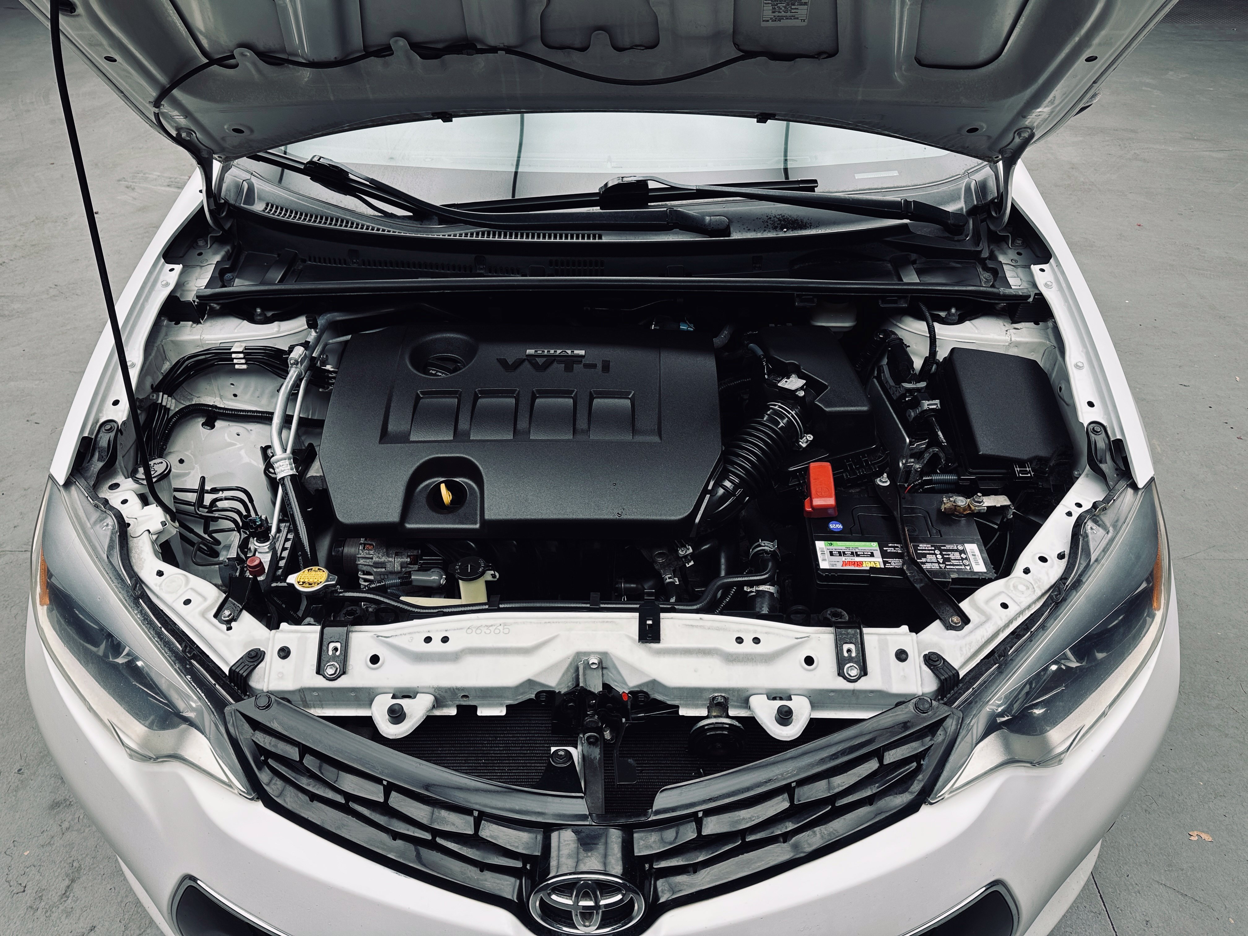 Used 2015 Toyota Corolla S FWD image 37