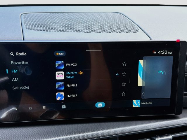 New 2027 Hyundai Santa Fe SE FWD image 14