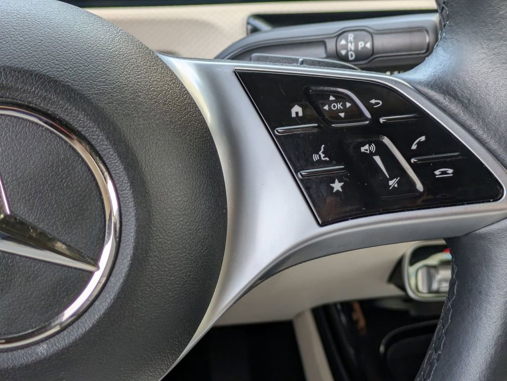 Used 2025 Mercedes-Benz CLA 250 image 21