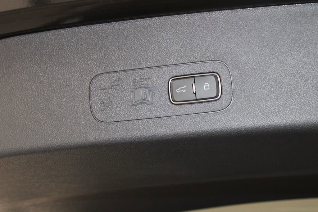 New 2026 Lincoln Aviator Reserve image 16