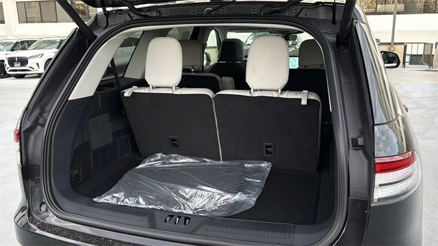 New 2025 Lincoln Aviator Reserve w/ Equipment Group 201A image 14
