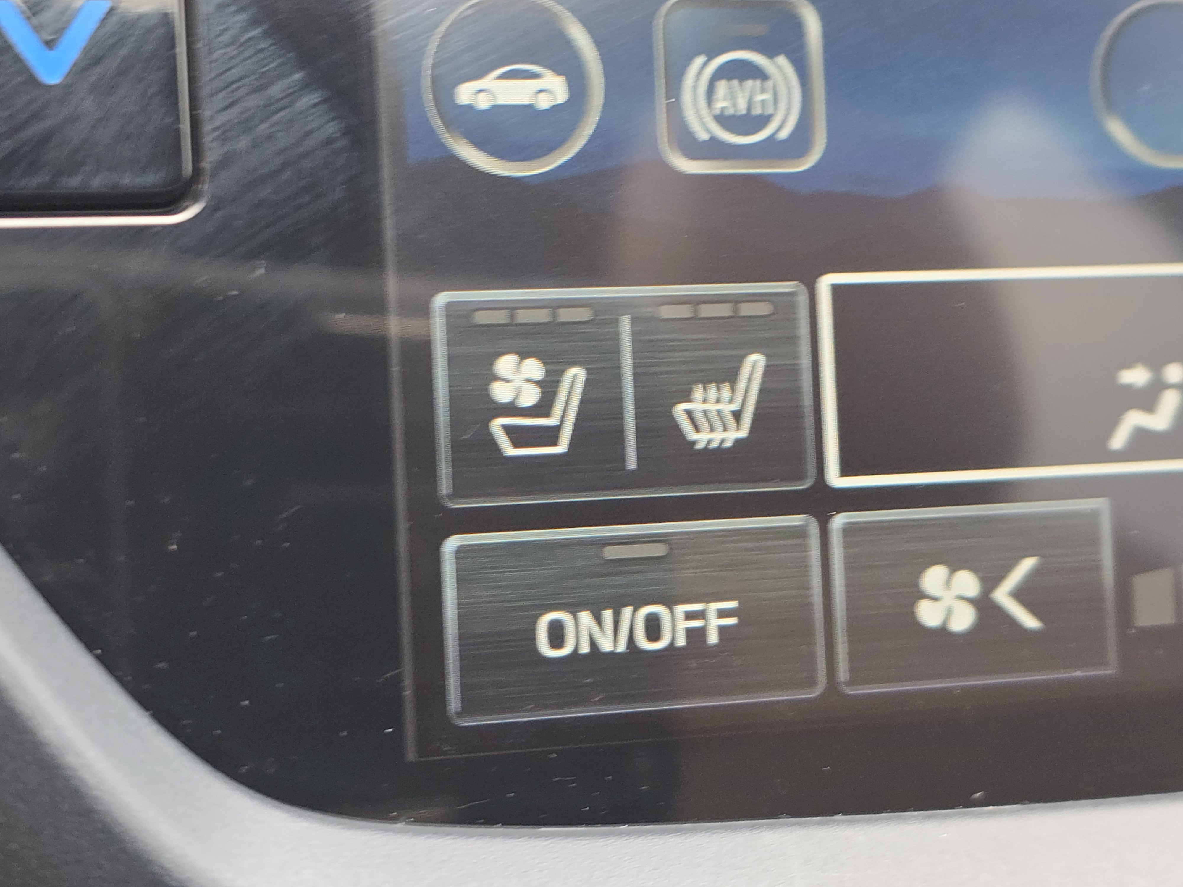 Used 2025 Subaru Forester Touring w/ Touring Package image 9