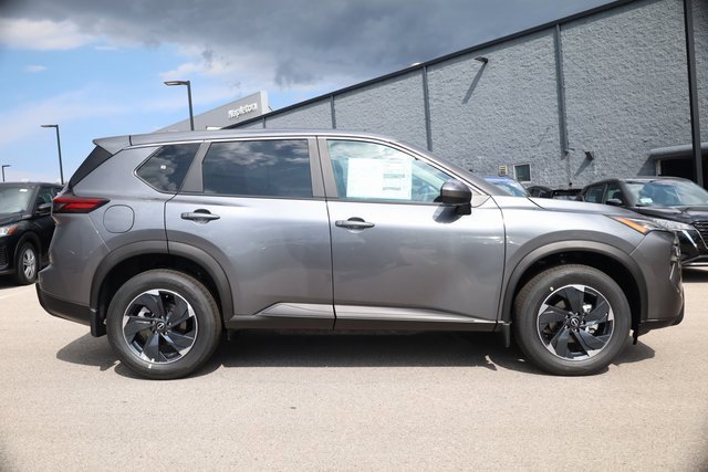 New 2026 Nissan Rogue SV w/ Cold Weather Package image 4