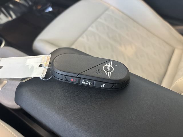 Used 2025 MINI Cooper S image 34