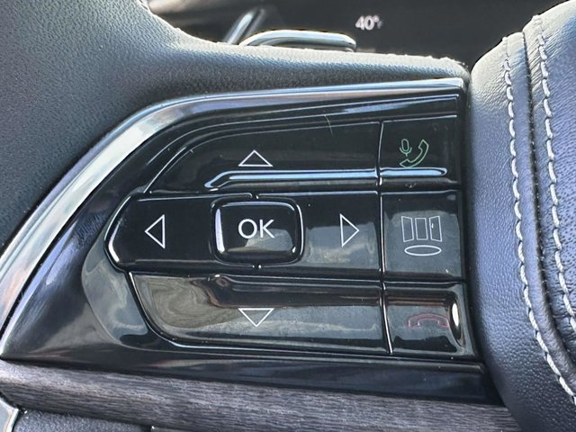 Used 2023 Jeep Grand Cherokee Overland image 31