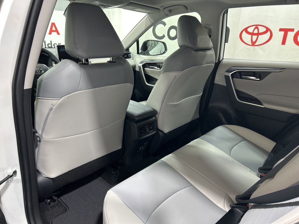 Used 2025 Toyota RAV4 XLE Premium image 16