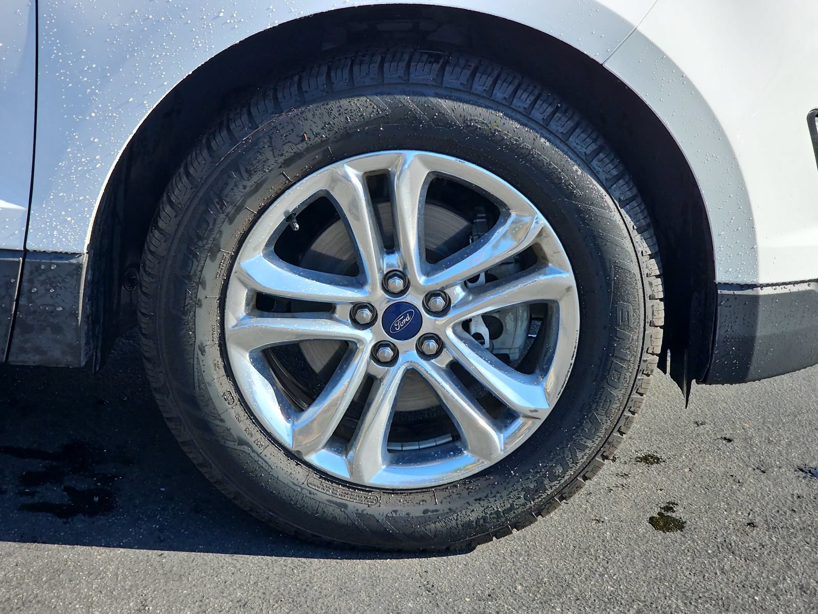 Used 2015 Ford Edge SEL w/ Equipment Group 201A FWD image 10