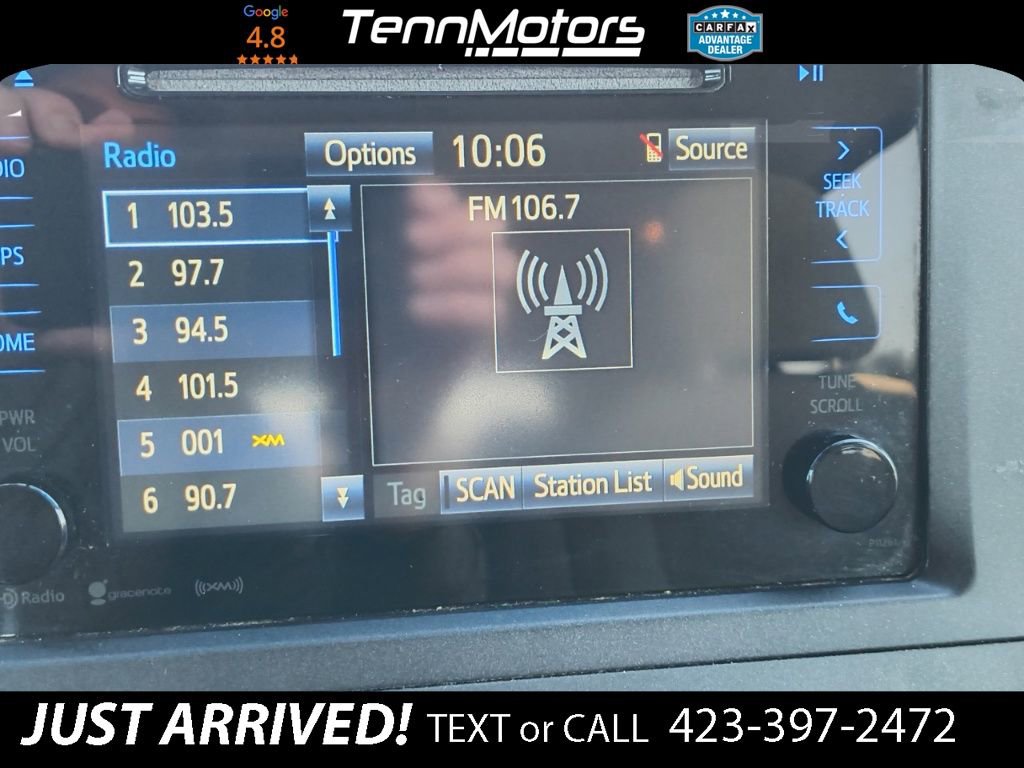 Used 2017 Toyota Sienna LE image 17