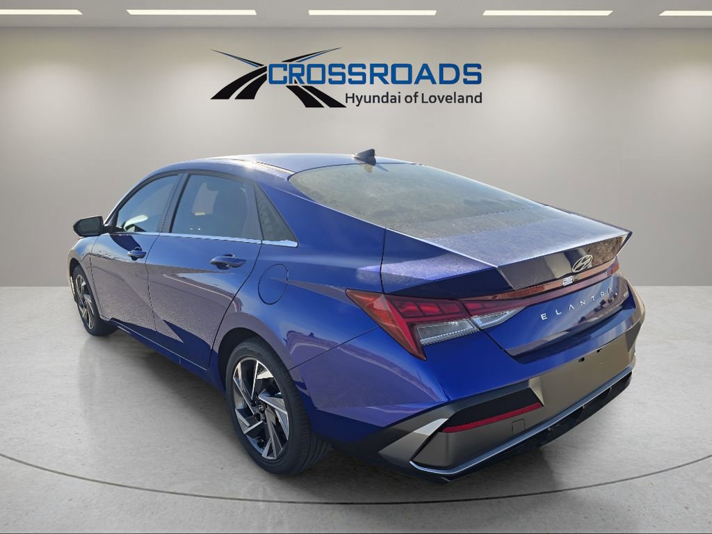 New 2026 Hyundai Elantra Limited FWD image 3