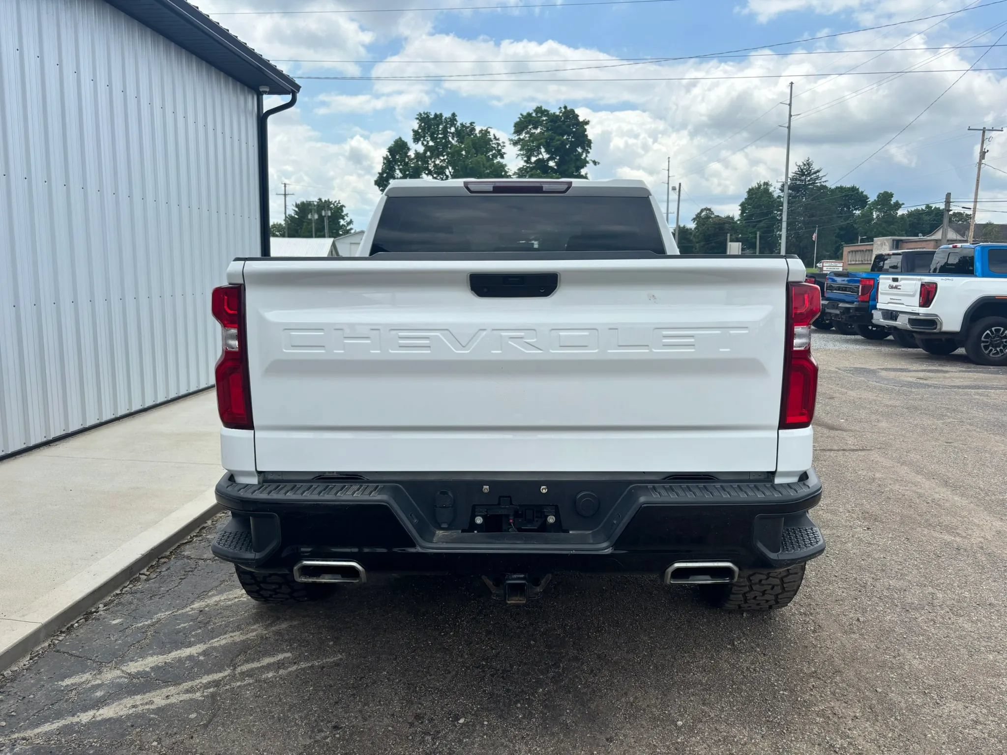 Used 2021 Chevrolet Silverado 1500 LT Trail Boss AWD/4WD image 9