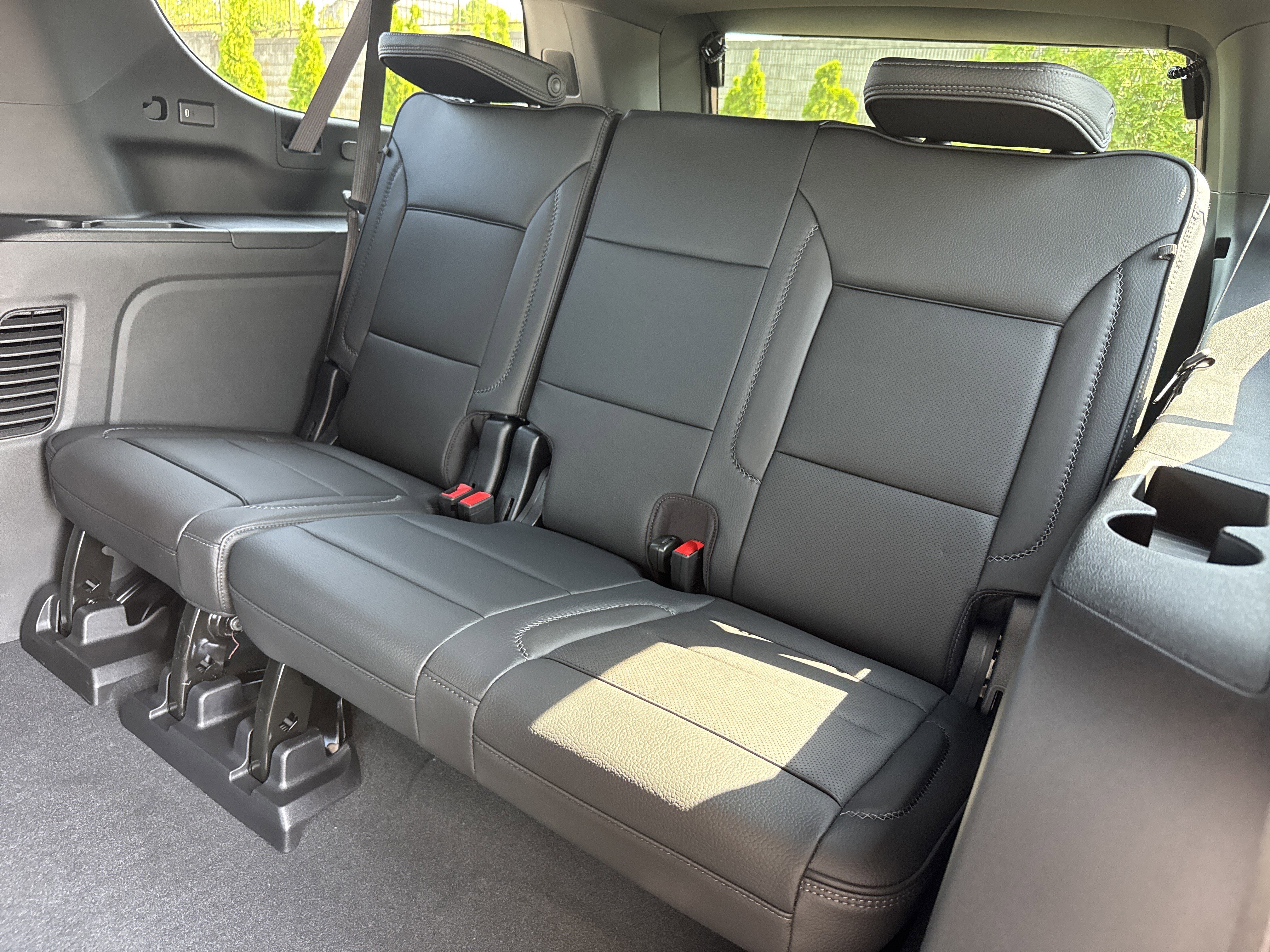 Used 2026 GMC Yukon XL Denali w/ Denali Reserve Package AWD/4WD image 33