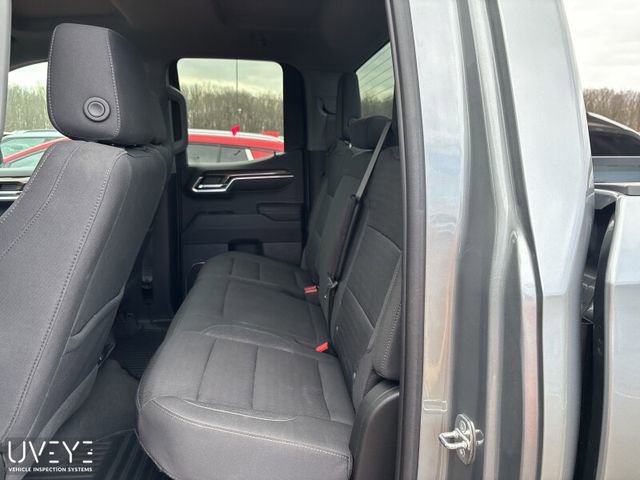 Used 2023 Chevrolet Silverado 1500 LT AWD/4WD image 8