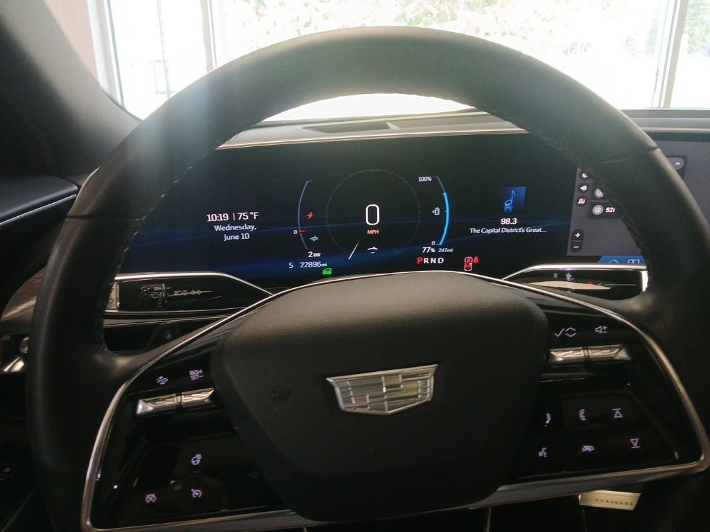 Used 2024 Cadillac Lyriq Luxury w/ LPO, Floor Liner Package AWD/4WD image 22