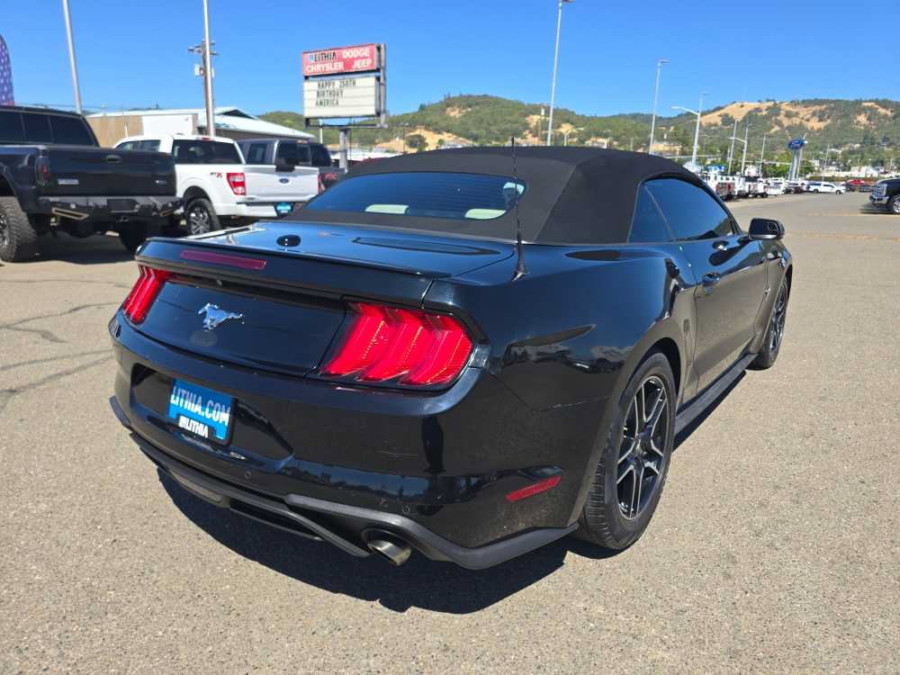 Used 2019 Ford Mustang Premium RWD image 5