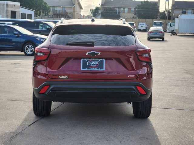 Used 2025 Chevrolet Trax RS w/ Driver Confidence Package FWD image 14