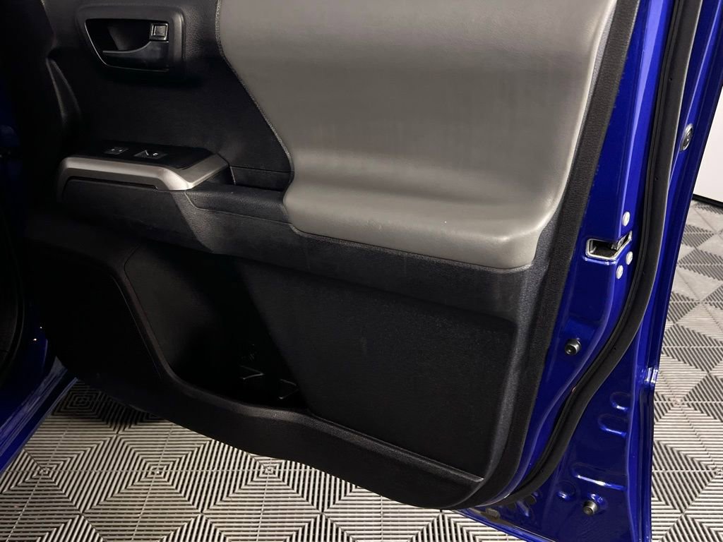 Used 2023 Toyota Tacoma SR image 31