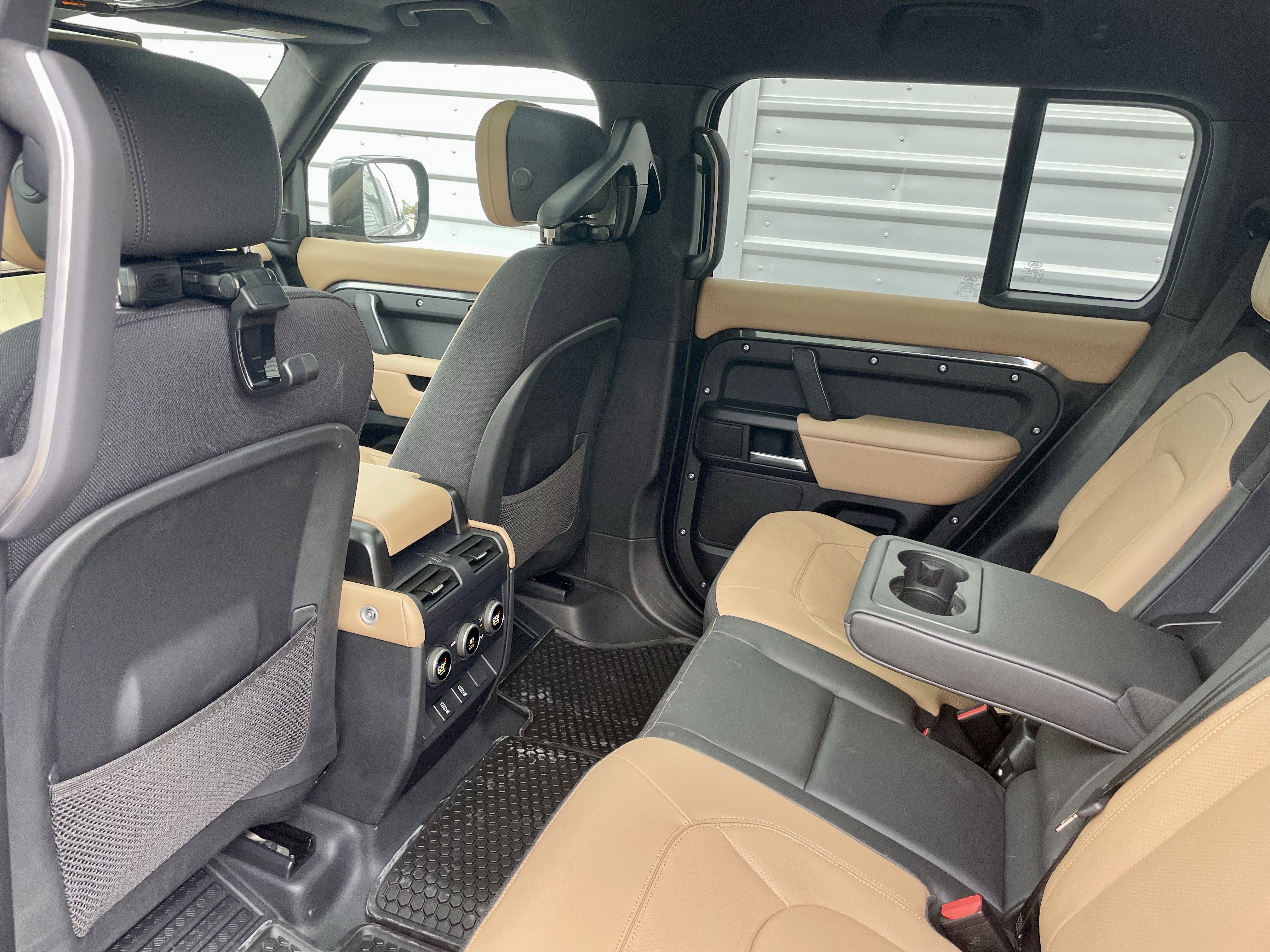 New 2026 Land Rover Defender 130 V8 image 29