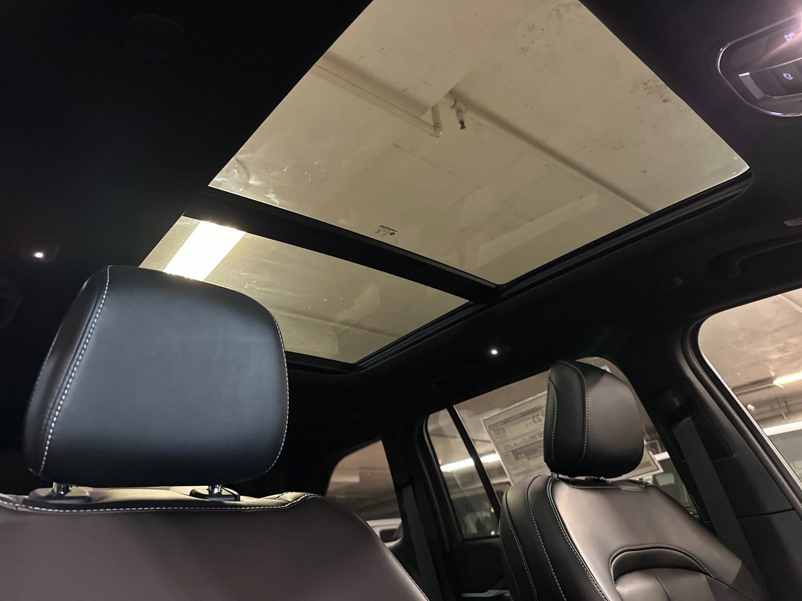 New 2026 Jeep Grand Cherokee Limited w/ Limited Altitude Package image 16