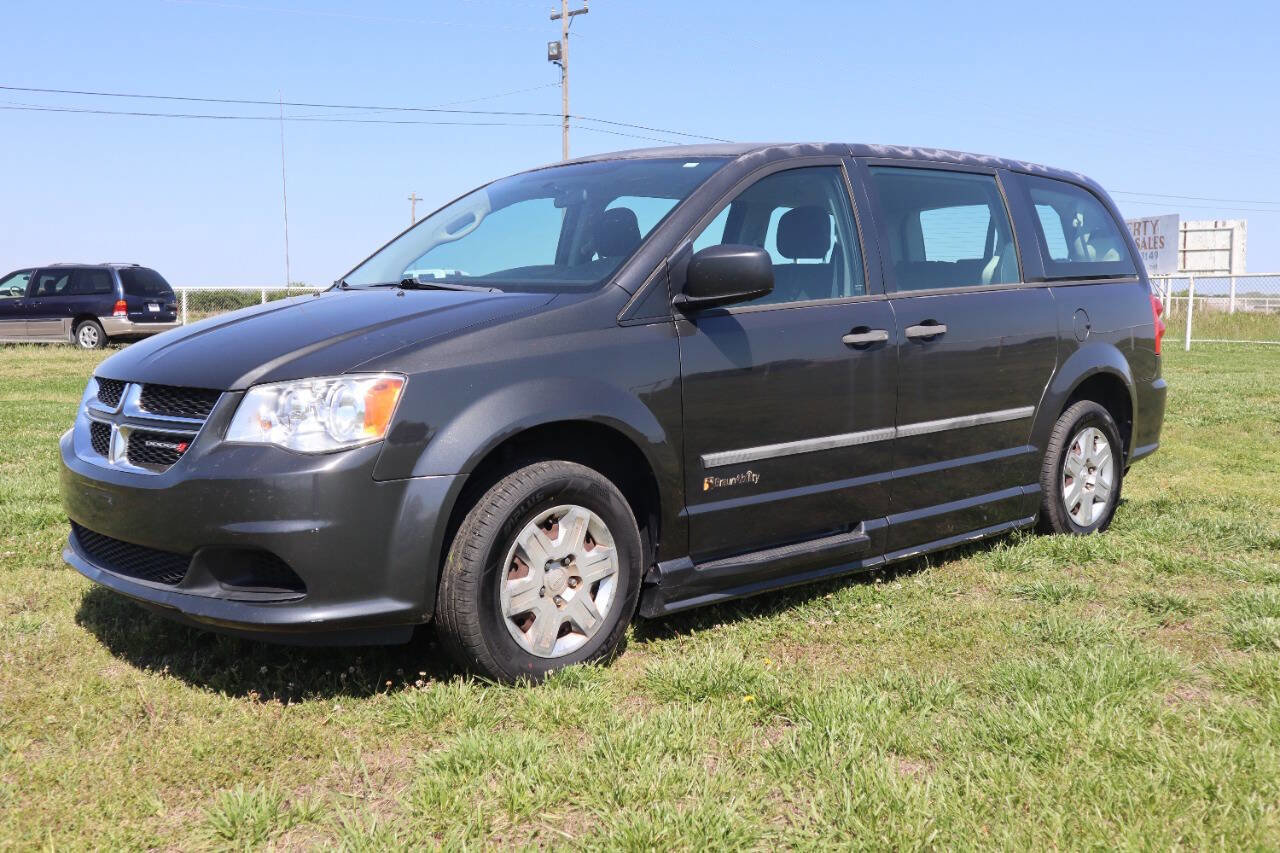 Used 2012 Dodge Grand Caravan American Value Package FWD image 5