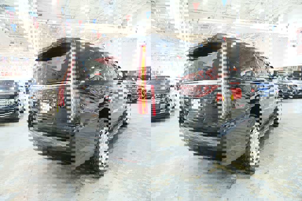 Used 2019 Cadillac Escalade ESV Luxury image 12