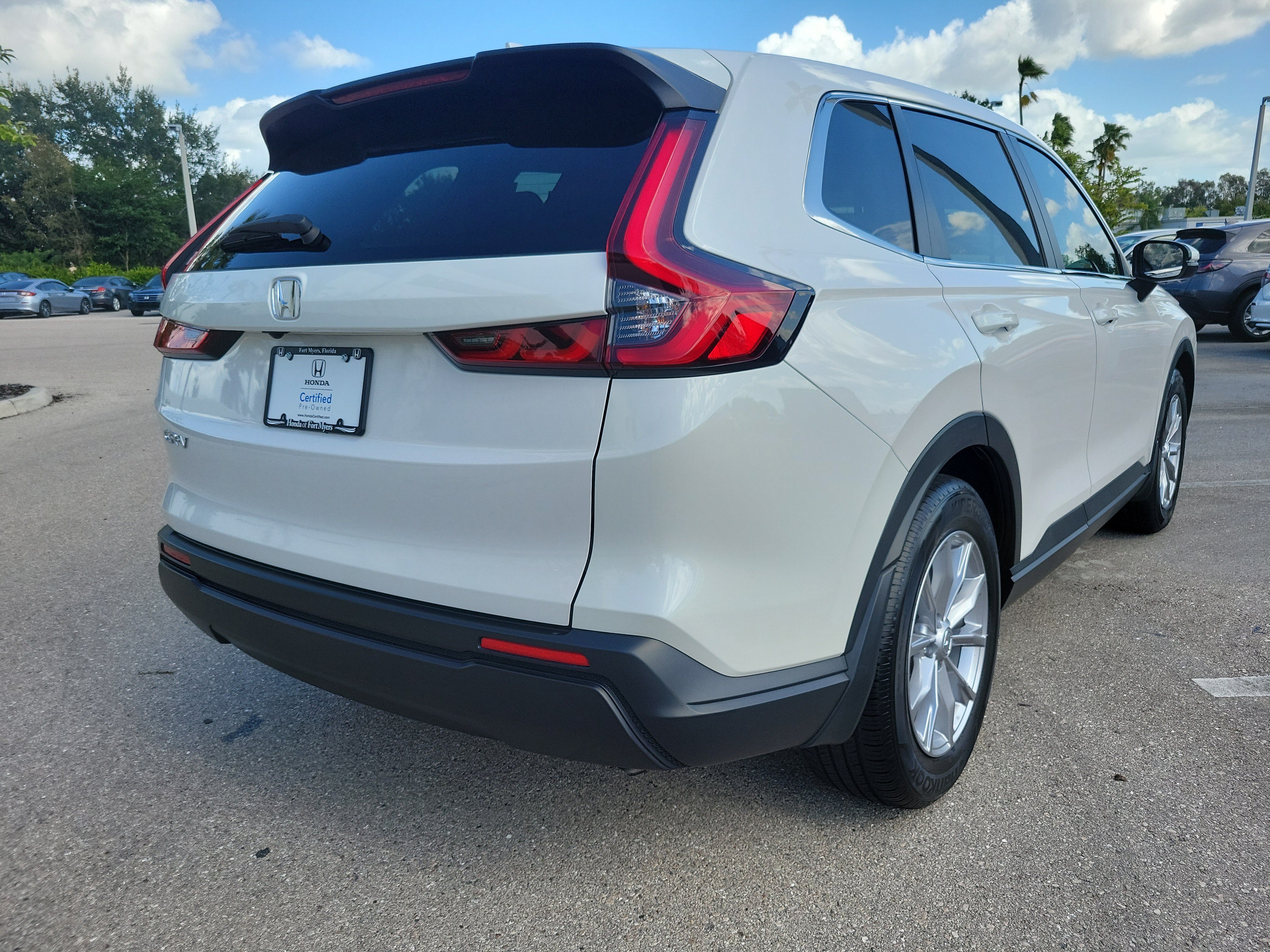 Certified 2025 Honda CR-V EX image 6
