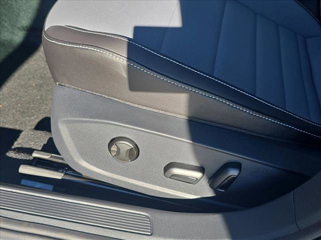 New 2026 Volkswagen Jetta SE image 6