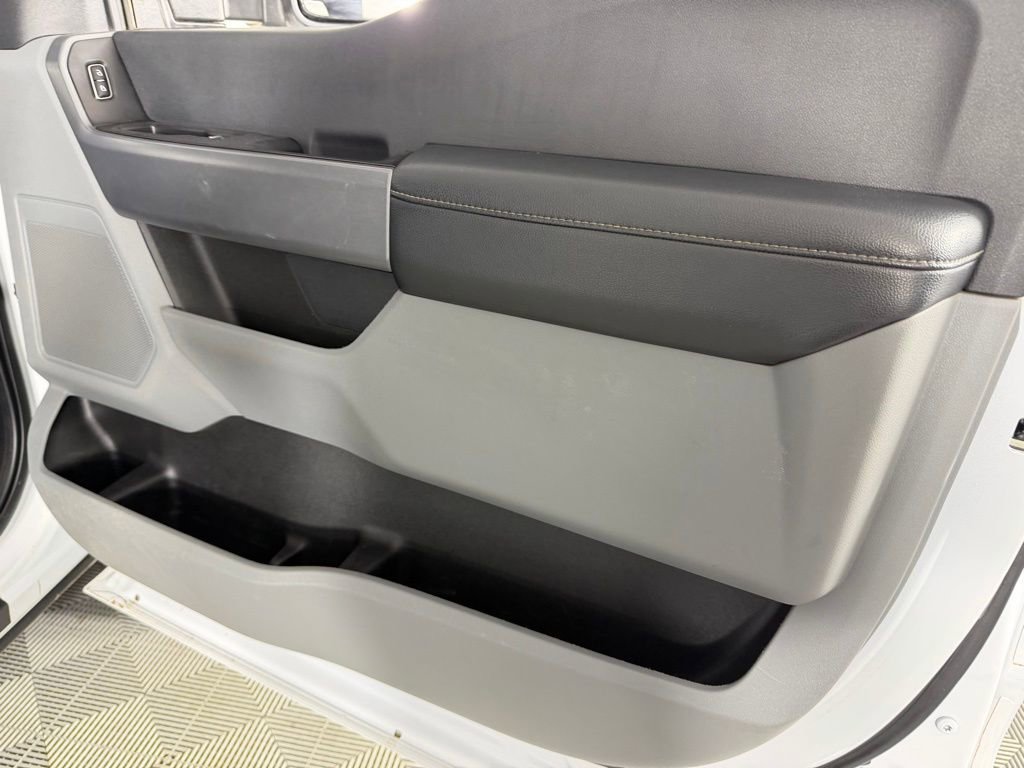 Used 2023 Ford F250 XLT w/ Snow Plow Prep Package image 31